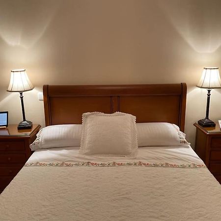 Lovely 2 Bedrooms Apartment Main Square Plasencia Ngoại thất bức ảnh