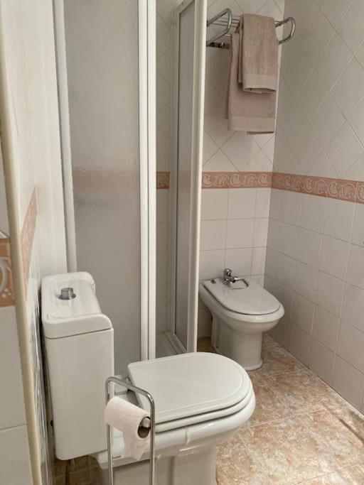 Lovely 2 Bedrooms Apartment Main Square Plasencia Ngoại thất bức ảnh