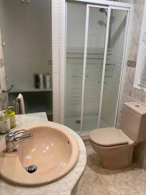 Lovely 2 Bedrooms Apartment Main Square Plasencia Ngoại thất bức ảnh